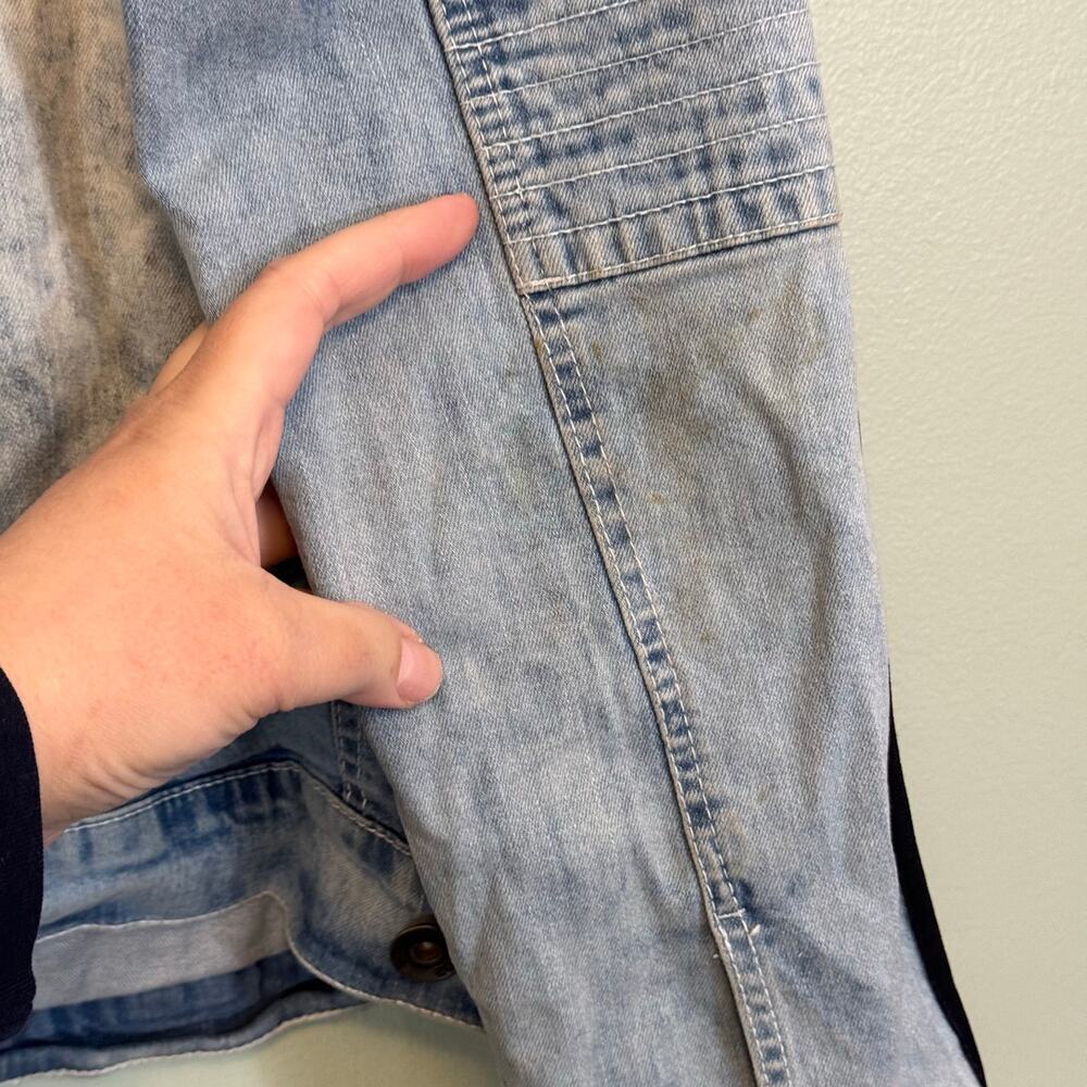 WT02 Denim Jacket Mens M Blue Collared Button Distressed Stripe Sleeve Trucker - Picture 10 of 11